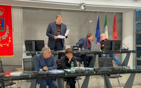 Approvate nuove misure su trasporti, servizi energetici e contrasto alla violenza