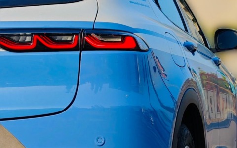 Professionisti del furto di auto sorpresi con il “kit del mestiere”