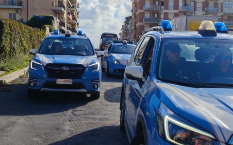 Escalation di violenza per un debito di droga, arrestato