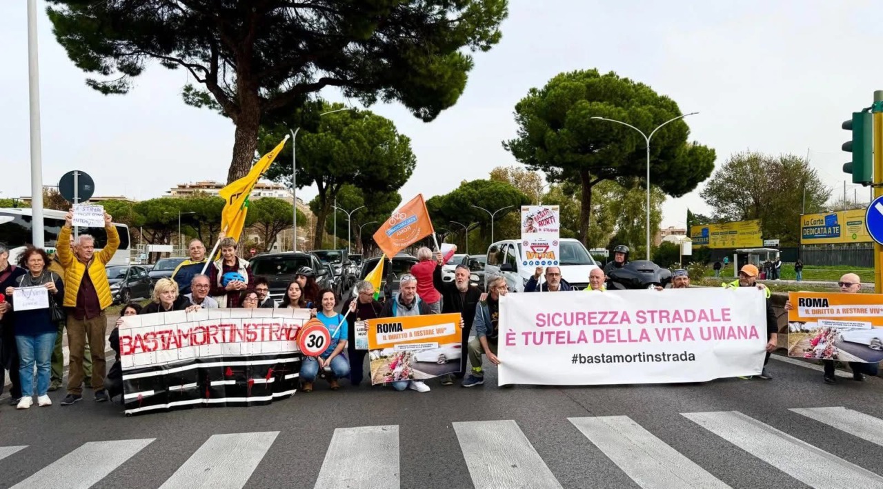 Giornata Mondiale Vittime della Strada, presidio su Via Cristoforo Colombo