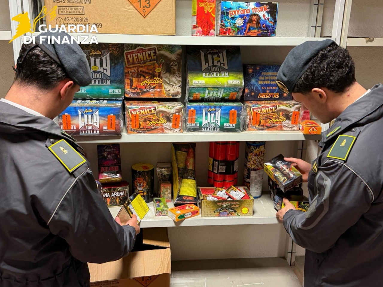 Sequestrate oltre 4 tonnellate di “botti illegali”. Otto persone denunciate