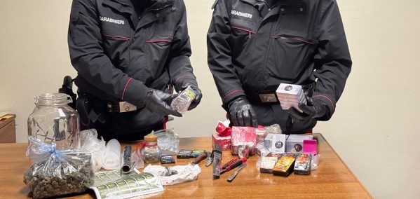 Nasconde oltre 5 kg di droga in casa, arrestato nuovamente un 35enne già ai domiciliari