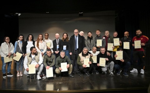 Gualtieri e Pratelli hanno consegnato i diplomi ai detenuti di Rebibbia