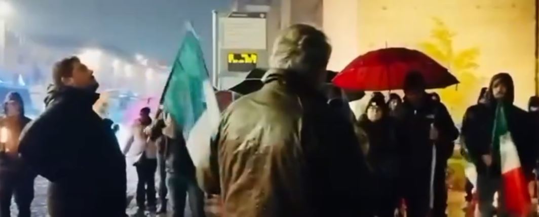 Forza Nuova lancia le ronde per la sicurezza in città, è scontro politico: “Stop squadristi”