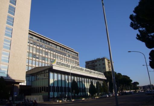 Plenitude firma per l’acquisto di Acea Energia per 587 milioni