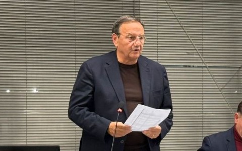 Comune, il centrosinistra chiede le dimissioni del Sindaco Baccini. Il centrodestra: “Continui a governare la città”