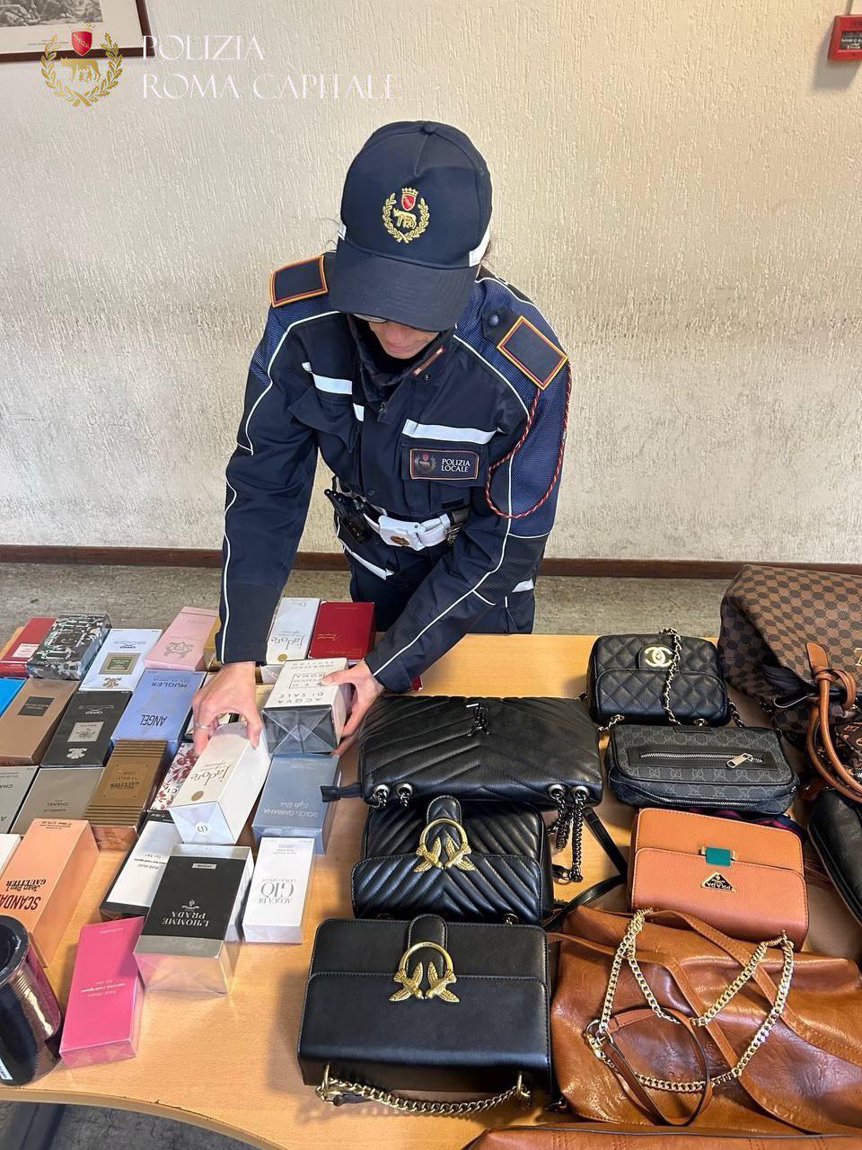 Abusivismo commerciale: a Porta Portese e Villa Pamphili sequestrati 5 mila articoli e oltre 120 chili di alimenti