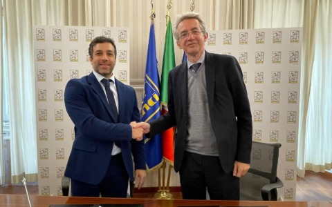 Comuni in prima linea contro l’inquinamento da plastica