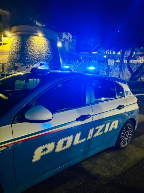 Aggredito alla stazione ferroviaria, presi i responsabili