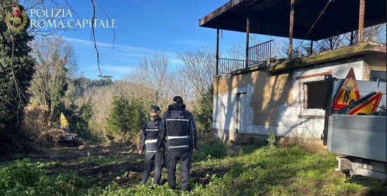 Degrado e illegalità, doppia operazione di bonifica