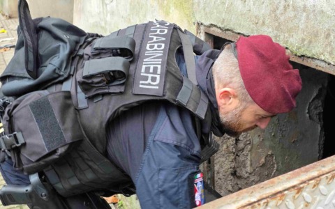 Quarticciolo, maxi blitz antidroga dei Carabinieri