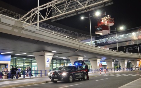 Taxi e NCC abusivi in Aeroporto, sanzioni per 21 mila euro