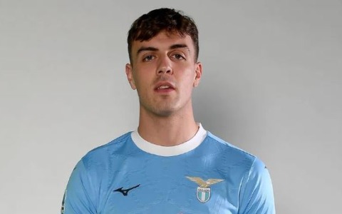 Maldini firma con la Lazio: “Sono qui’ per far vedere le mie qualità”