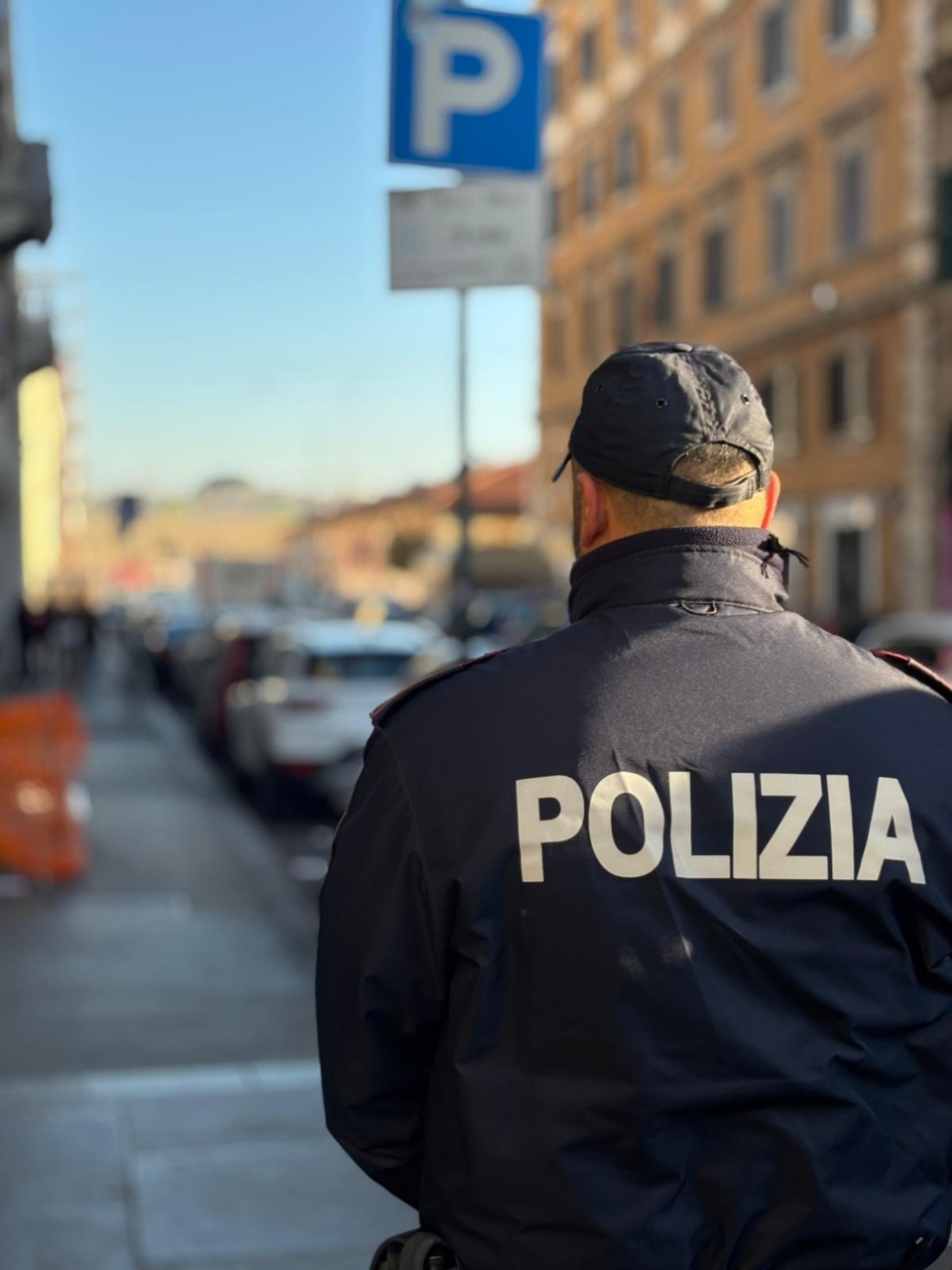 Furti e rapine, 10 arresti della Polizia. Nel mirino abitazioni e negozi