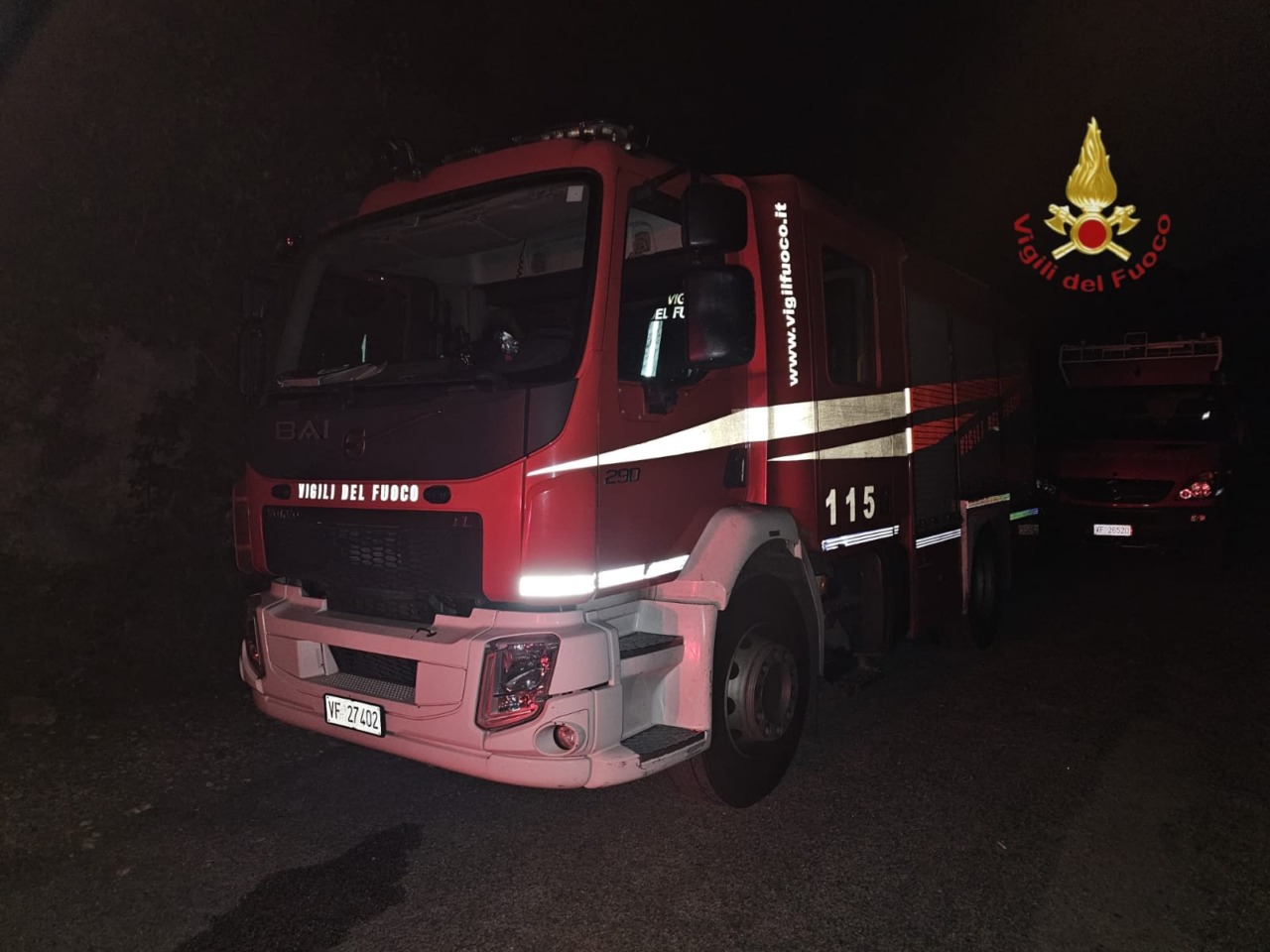 Incendio in un appartamento nella notte, nessun ferito