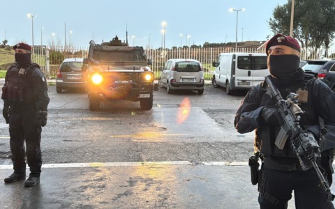 Blitz ad Ostia contro spaccio e degrado, 7 arresti e 10 denunce