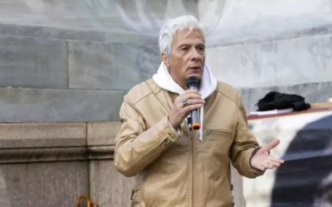 Il sit-in per ricordare Emanuela Orlandi, il fratello Pietro: “La pista familiare rilanciata dai media per sviare l’attenzione”