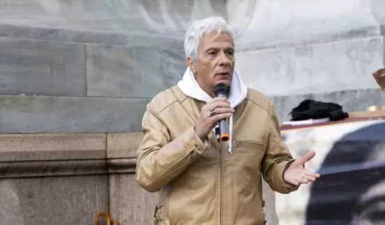 Il sit-in per ricordare Emanuela Orlandi, il fratello Pietro: “La pista familiare rilanciata dai media per sviare l’attenzione”