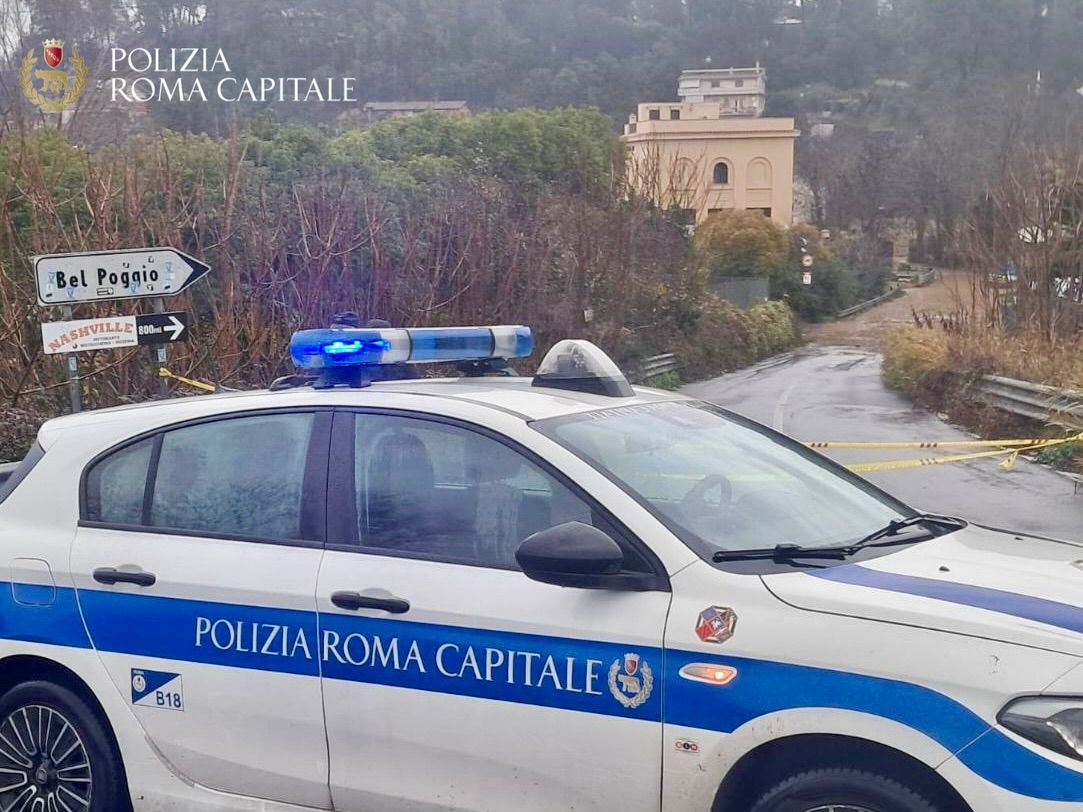 Maltempo nella Capitale, esonda un torrente. Più di cento interventi della Polizia Locale