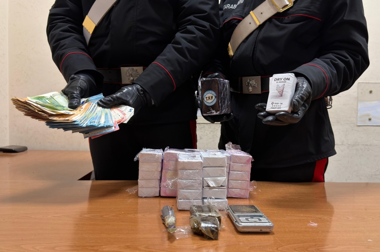 Picchiato a sangue per un rolex, arrestato un ragazzo di 18 anni