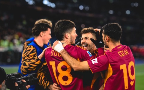 La Roma supera il Sassuolo 2-0 e vola al terzo posto