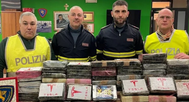 Maxi sequestro di cocaina, 111 chili all’interno di un autotreno, un arresto