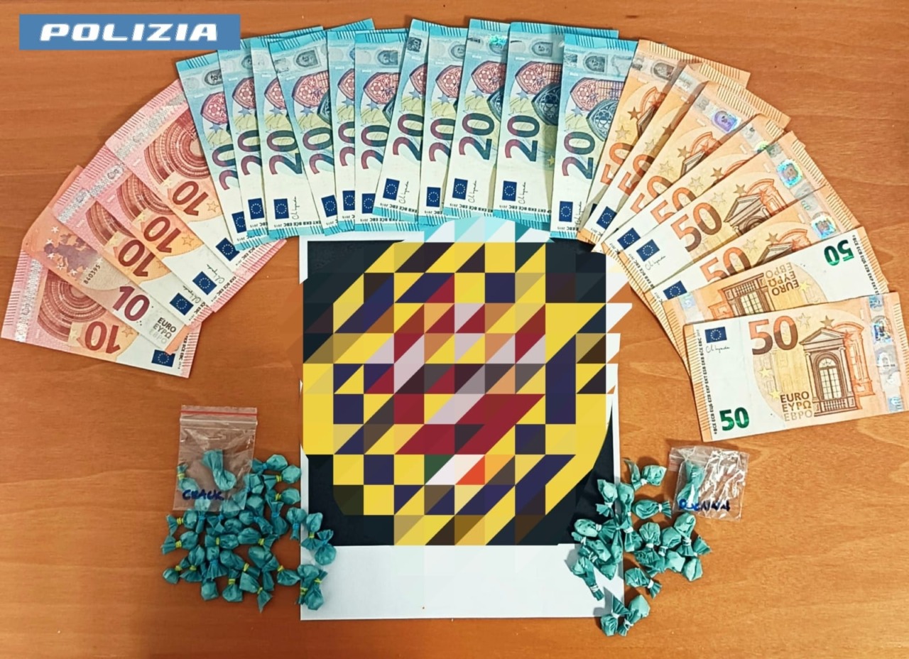 Droga a domicilio e punti d’incontro “fantasma”, 16 arresti e oltre 3,5 chili sequestrati