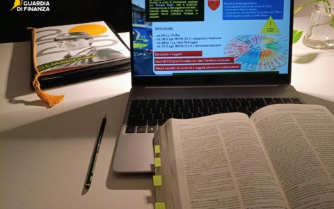 Operazione “Golden tree”, scoperta banca abusiva