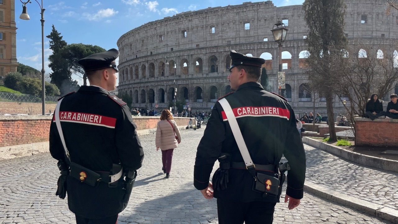 Roma Centro, scacco ai predoni del turismo: 9 arresti