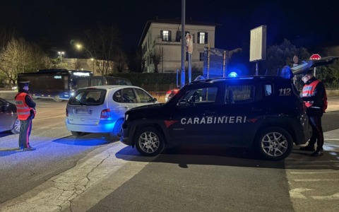 Controlli nell’area della movida, denunce, segnalazioni e fogli di via