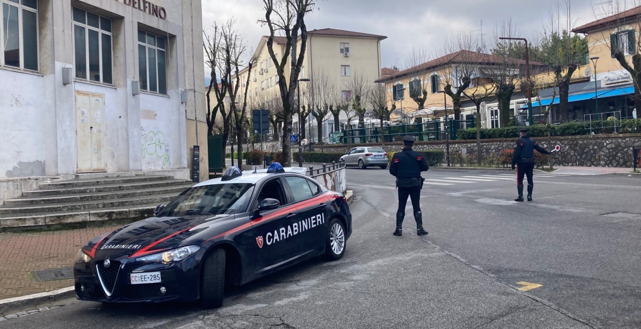 Cocaina ed un proiettile calibro 38, due denunce
