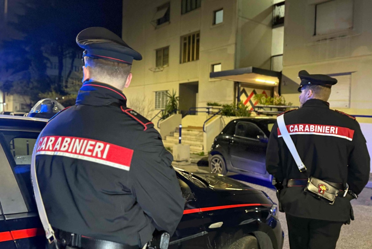 Carabinieri smantellano piazza di spaccio in via dell’Archeologia