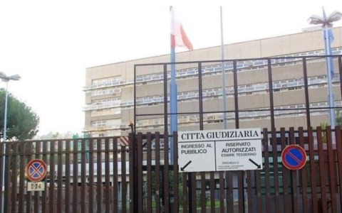 Acca Larentia, il Gup proscioglie 29 persone per il saluto romano