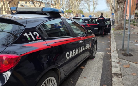 Detenzione e spaccio di sostanze stupefacenti, 15 arresti