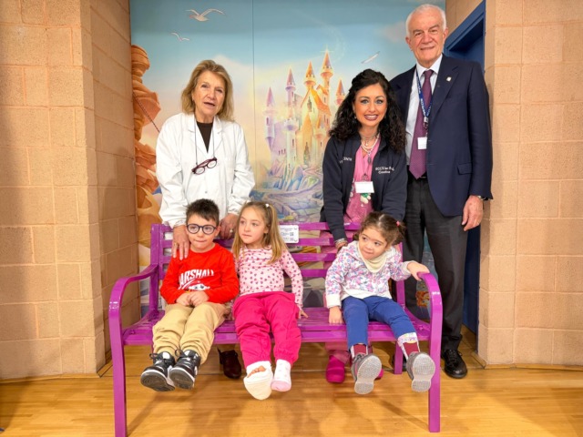 Una panchina viola contro stigma e solitudine: il simbolo che accende i riflettori sull’epilessia