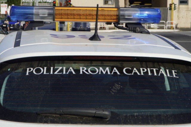 Scontro sull’Olimpica tra un taxi e un’auto, ferita una donna