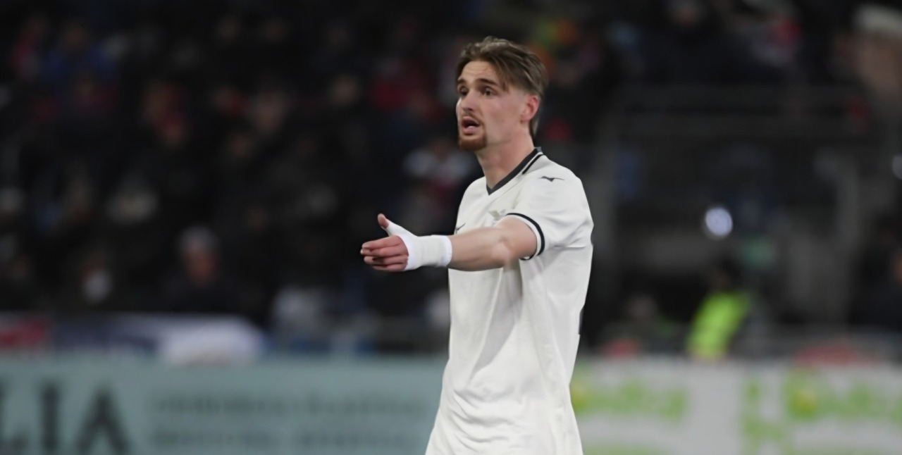 La Lazio ci prova solo all’ultimo, a Cagliari finisce 0-0