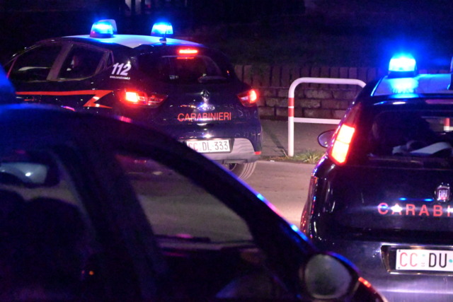 Maxi blitz ad Acilia dopo l’esplosione di un ordigno, 3 arresti