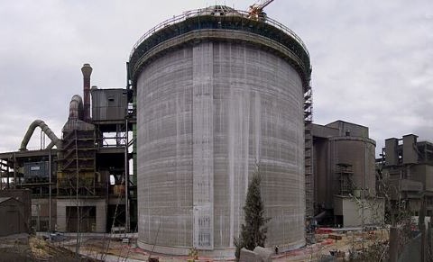 Operaio morto, oggi lo sciopero