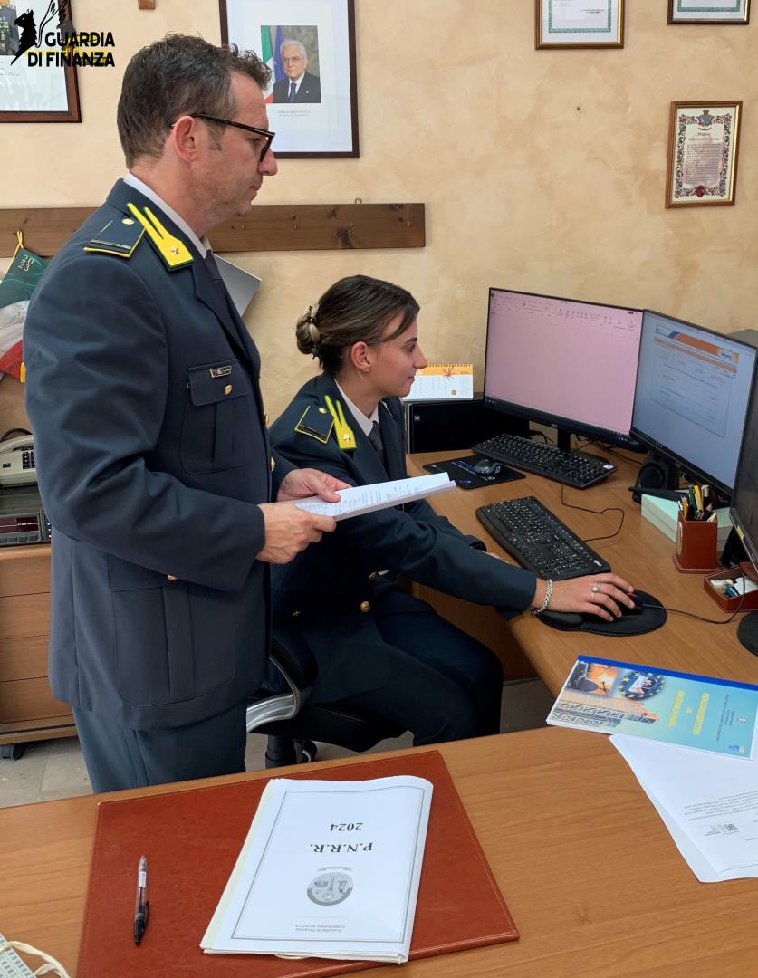 Maxi frode fiscale da 35 milioni di euro, 18 indagati in sei regioni