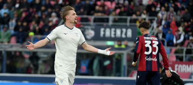 Colpo della Lazio a Bologna, vittoria per 2-0 con doppietta di Taylor
