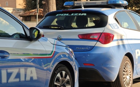 Picchiato e violentato nella roulotte dal suo ex compagno
