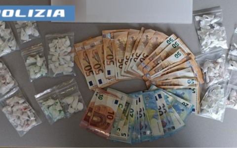 Tor Bella Monaca, il blitz della Polizia di Stato nella filiera dello spaccio