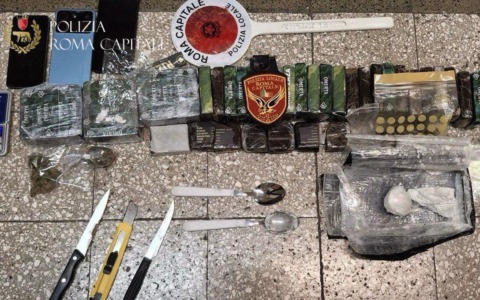 Turisti con cocaina, arrestato spacciatore in un campeggio