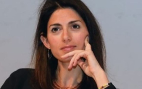 Inceneritore, Raggi: “Il terreno dell’Ama pagato 7 milioni ma ne vale 4”