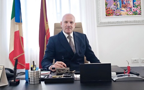 Conflitto in Iran, anche il Questore Massucci bloccato a Dubai