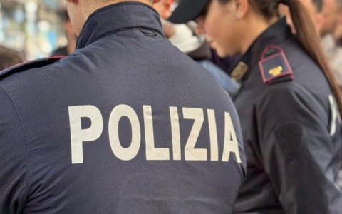 Spaccio, rapine e violazione divieto di avvicinamento,  5 arresti al Quarticciolo
