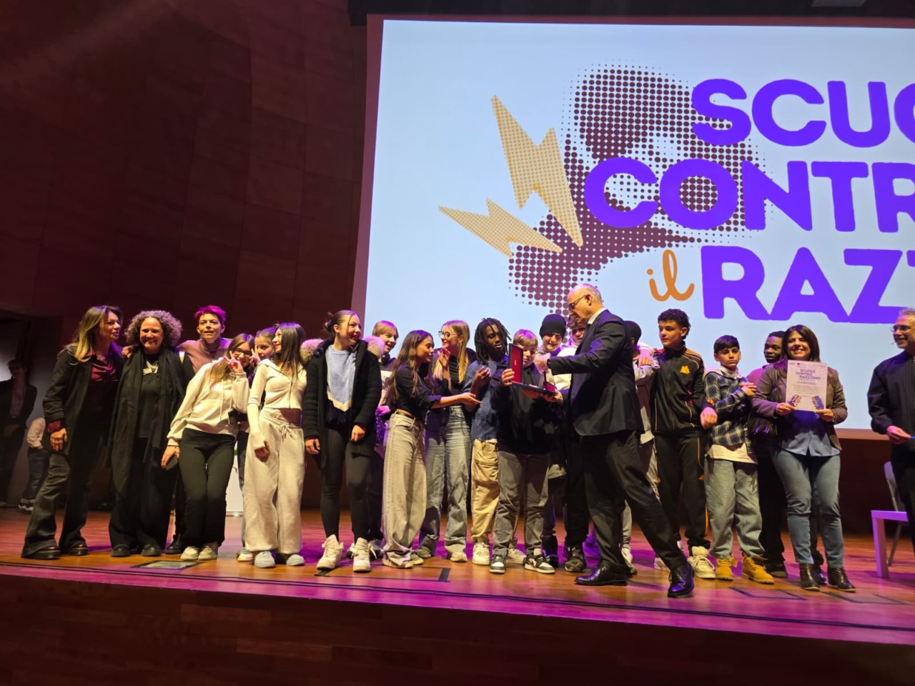 Scuole contro il razzismo, premiati i migliori progetti degli studenti