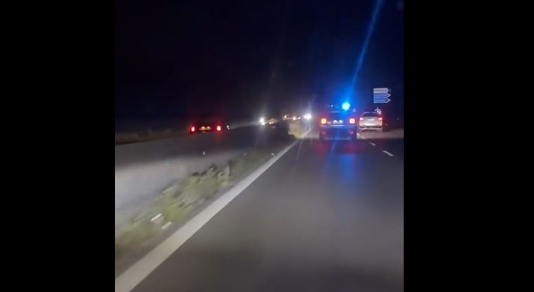 Ubriaca contromano sulla Pontina, fermata dopo l’inseguimento della Polizia Locale