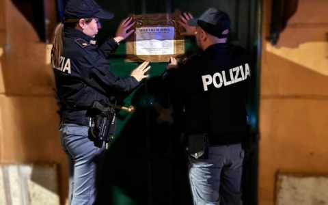 Sequestrata discoteca “clandestina”, sigilli al Santana-Zazà